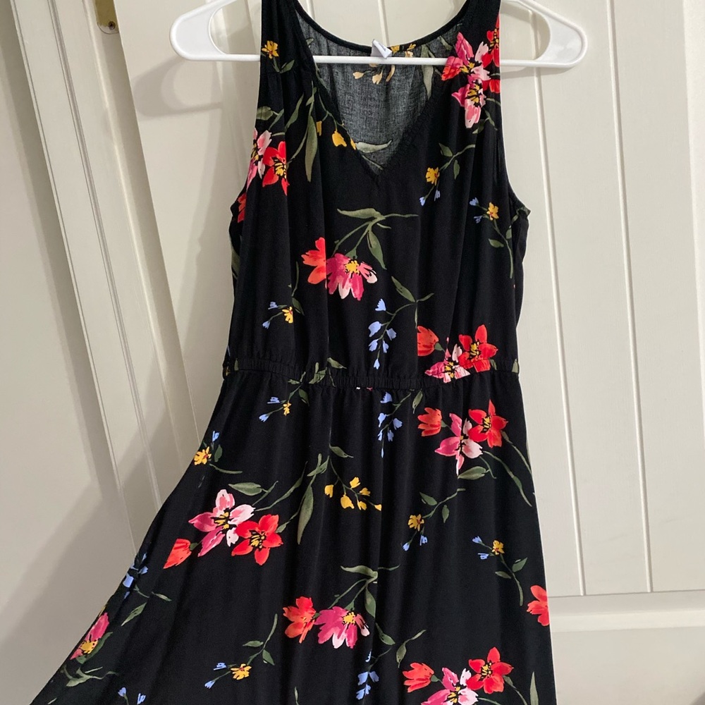 Old navy, black and floral dress.  Size medium.